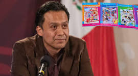 Me acabo de enterar que tuvieron que sacar escoltado a Marx Arriaga que se habían atrincherado en su oficina…el mandamás de los libros de texto, que odia a los mexicanos, comunista alevoso que hacestado adoctrinando a la infancia mexicana ¡fuera de la SEP!