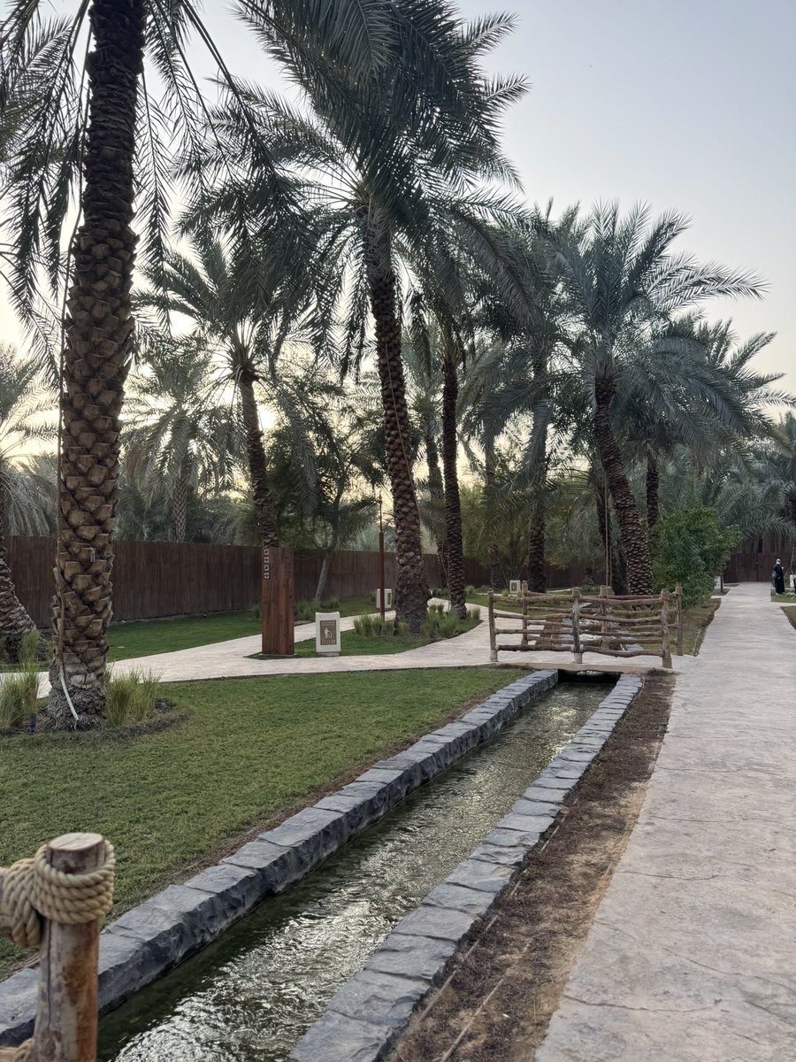 أسامة منقرة tweet media