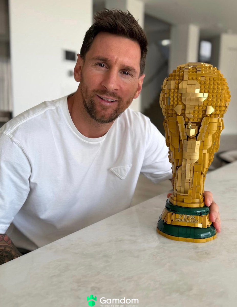 AlbicelesteTalk's tweet image. 📲 Messi on IG: "We completed it, Lego." 😂🏆