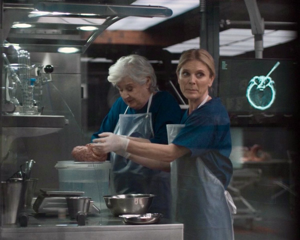 TeaWithEmilia's tweet photo. 1/7 So we had a different #SilentWitness episode from what was advertised this week, Creekwood. This episode featured difficult subjects but there were light moments too. What did you think? See below to share your views!
#FridayFoxFix https://t.co/zq4IkXWnSA