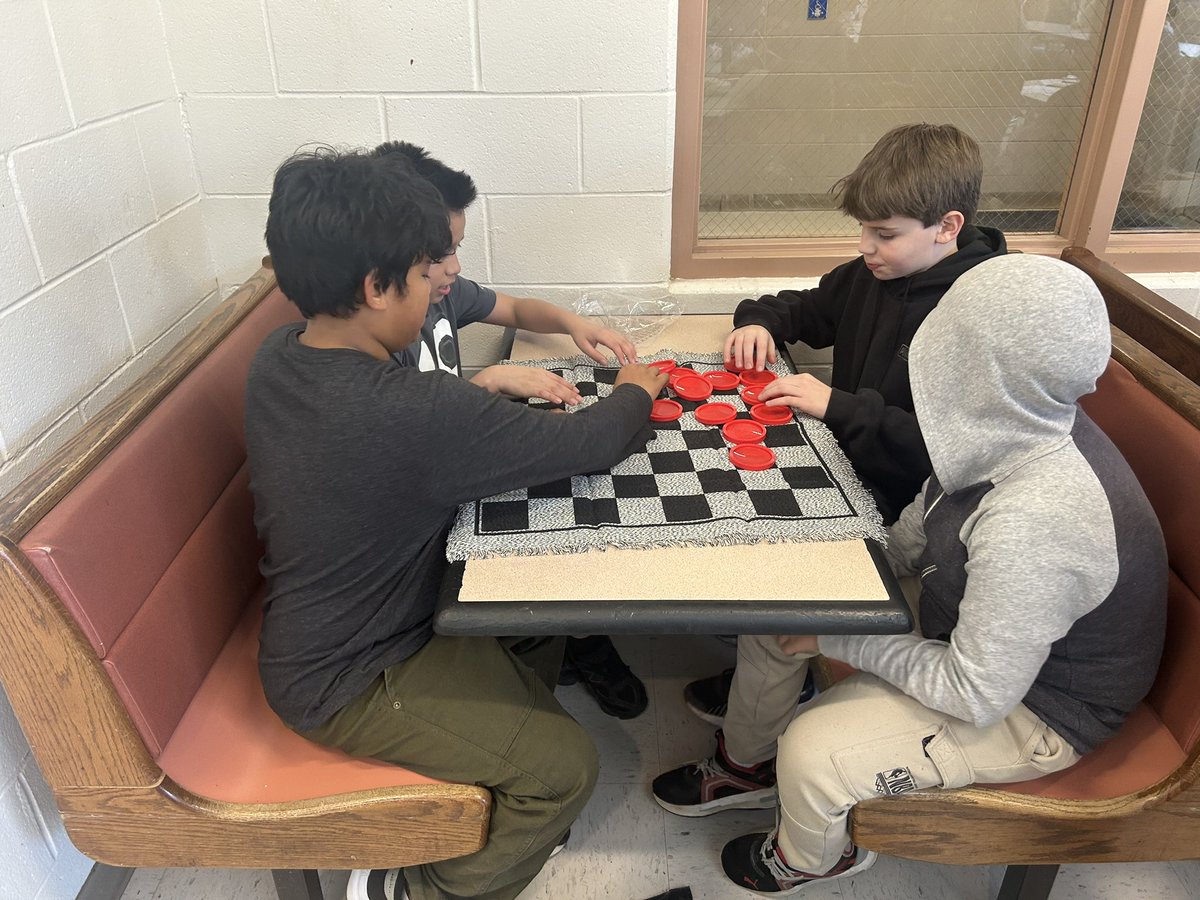 Smith Middle School tweet media