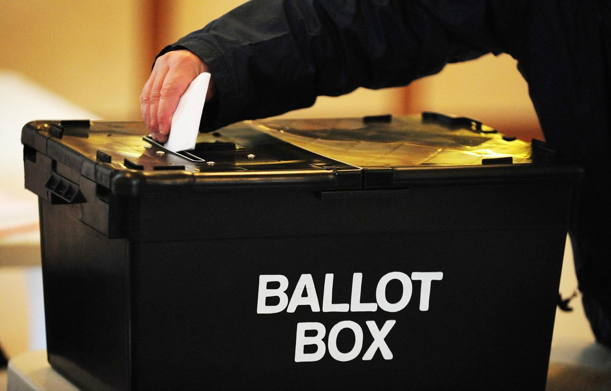 ga_richardson's tweet photo. @GoodwinMJ IMO the UK needs to consider “Instant Runoff Voting”. With #IRV, voters rank candidates by preference, & if no one gets over 50% of first choices, the lowest vote-getter's ballots are redistributed to voters' next choices, & so on until somebody has over 50%. #UKpolitics https://t.co/sjHGIdyqku