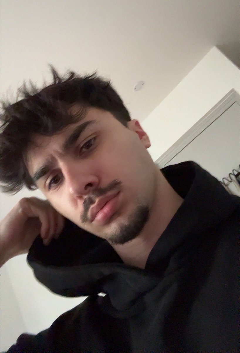 alvrzx🇫🇷🇪🇸 tweet media