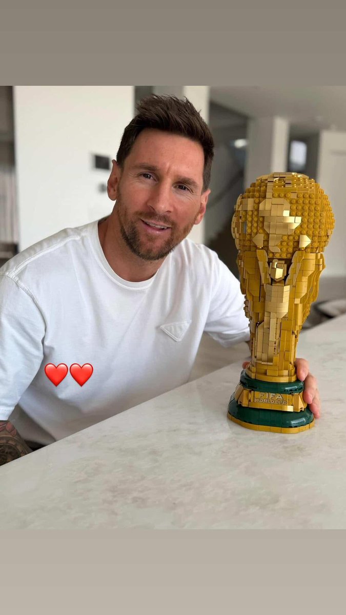 اويلييي 
ياحظ انتونيلا تقعد من النوم وتشوف 
الوجه اللي يفتح النفس ♥️♥️