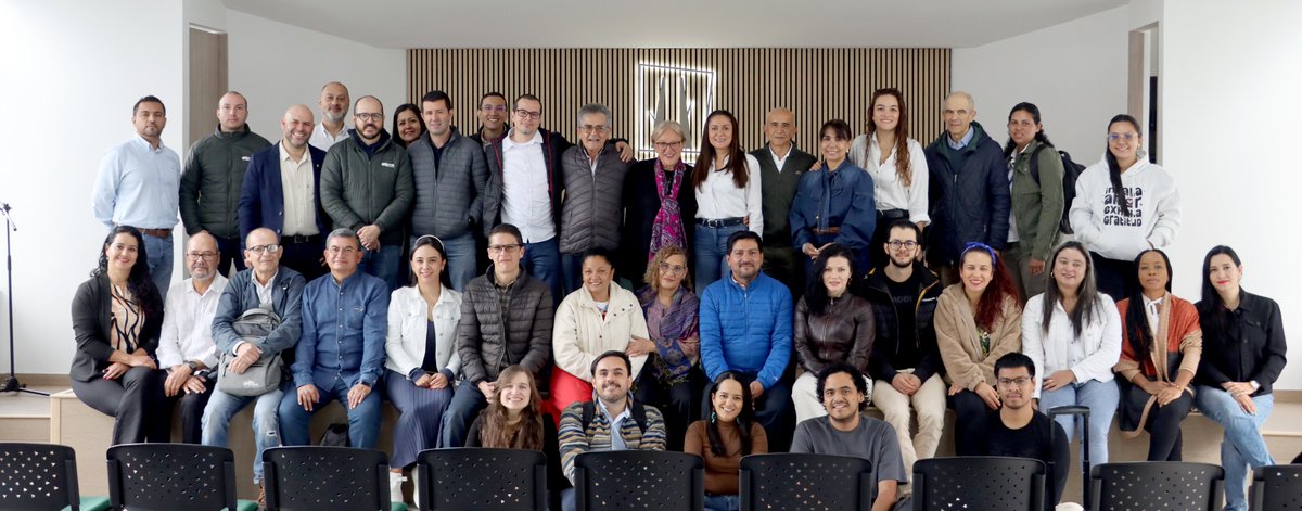 umanizales's tweet image. #Gestión     

La UManizales se sigue transformando, esta vez en homenaje a la vida y obra de la investigadora, María Camila Ospina Alvarado. 

Este auditorio con capacidad para 120 personas está ubicado en el tercer piso del edificio histórico, en el antiguo 336.