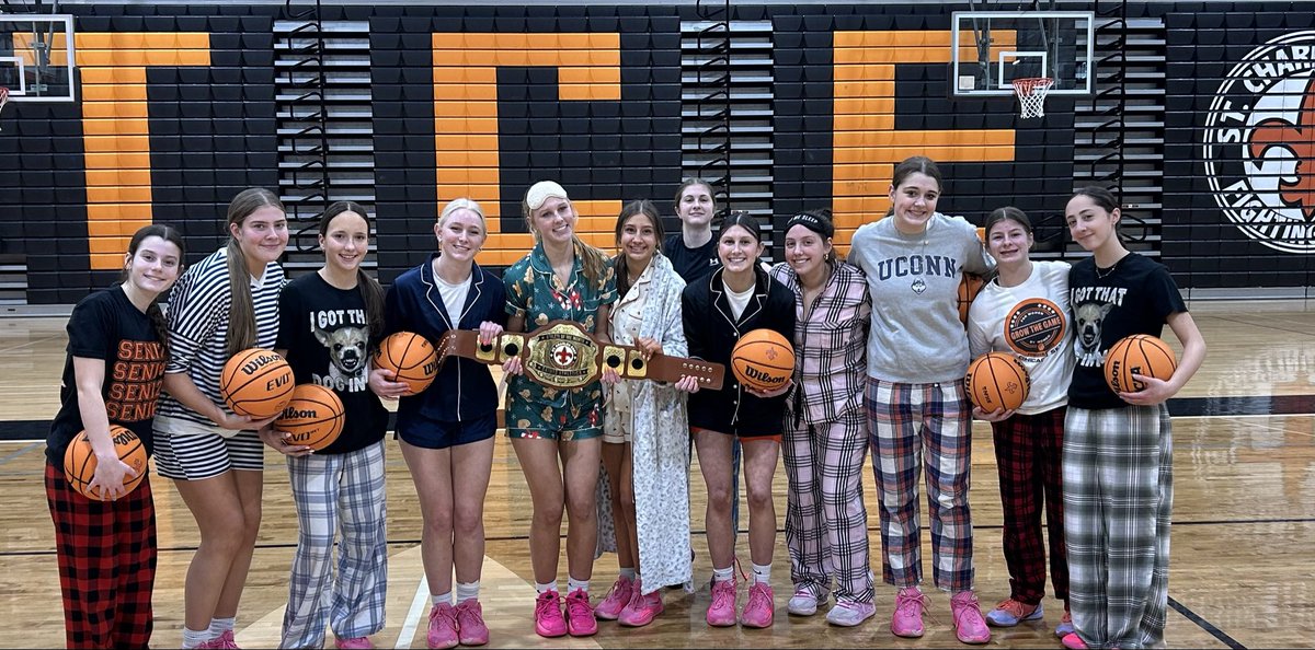 Congratulations to Brooklyn Schilb from Girls Basketball on being selected as our Female Athlete of the Month for January!