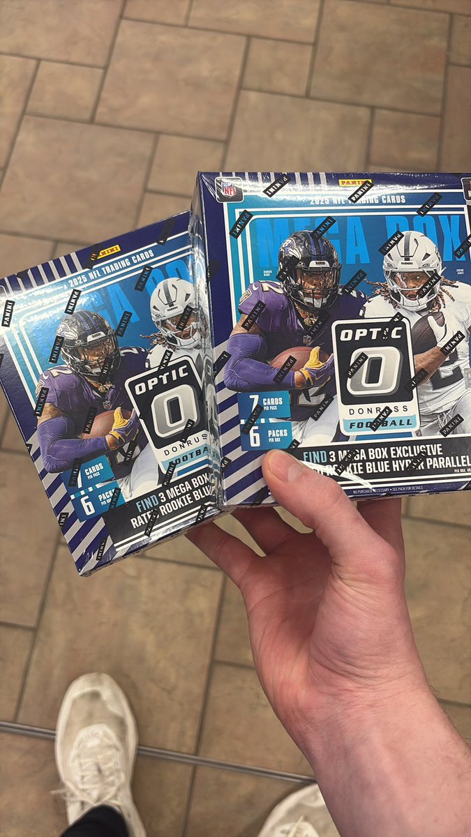 found some mega boxes!!

hits will be in the comments

<a href="/CardPurchaser/">Card Purchaser</a>