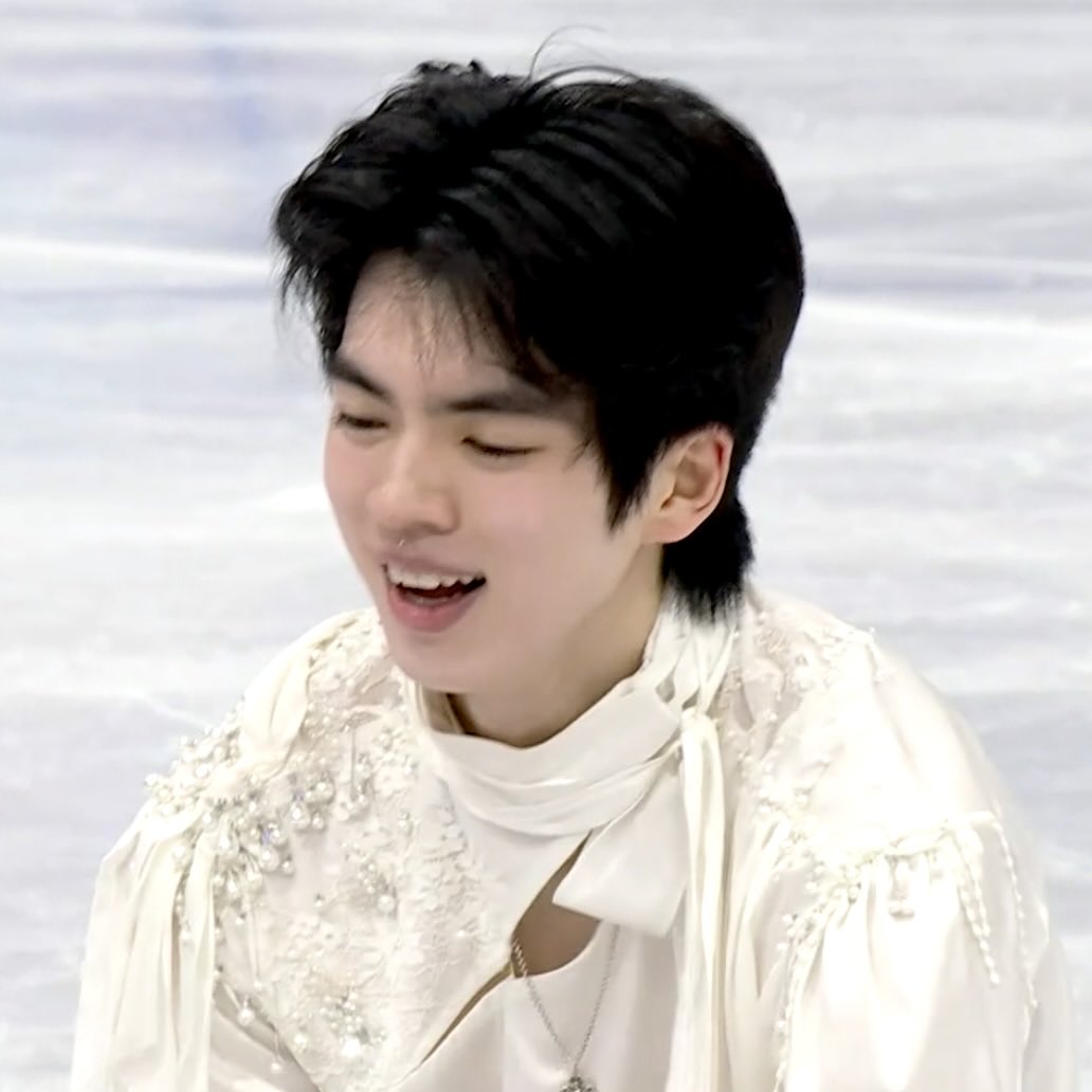 차준환 프리 경기 마치고 진짜 모든 걸 다 쏟아낸 것처럼 웃어서 너무 뭉클함 ㅁㅊㅠㅠㅠㅠㅠㅠㅠㅠㅠㅠㅠㅠㅠ