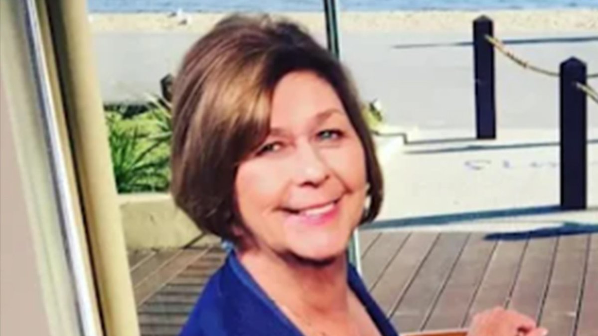 TMZ's tweet image. 🚨 EXCLUSIVE: TMZ receives a third email in the Nancy Guthrie kidnapping demanding a higher reward.

Details: tmz.me/4OahfdT