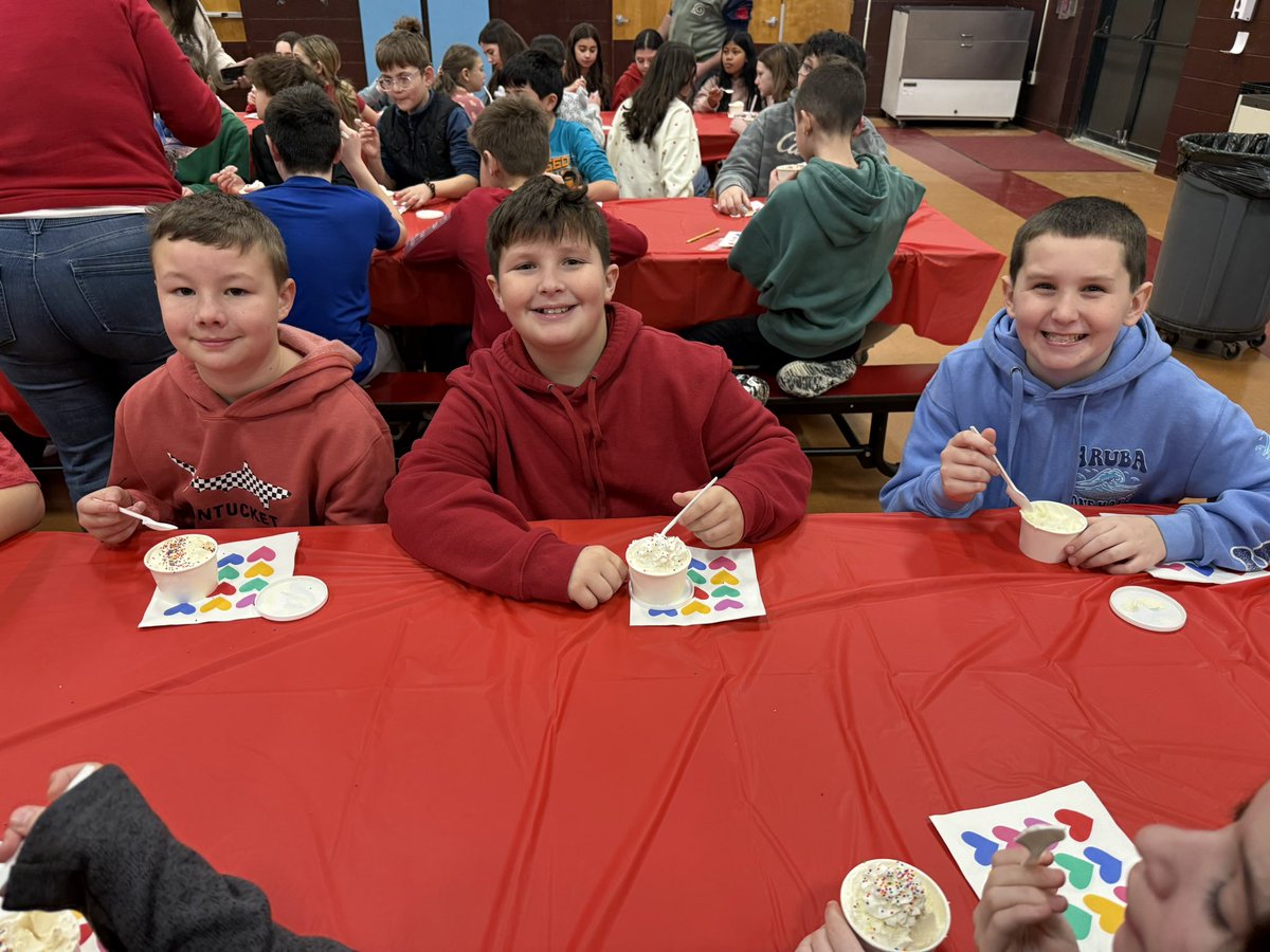 Luther School tweet media