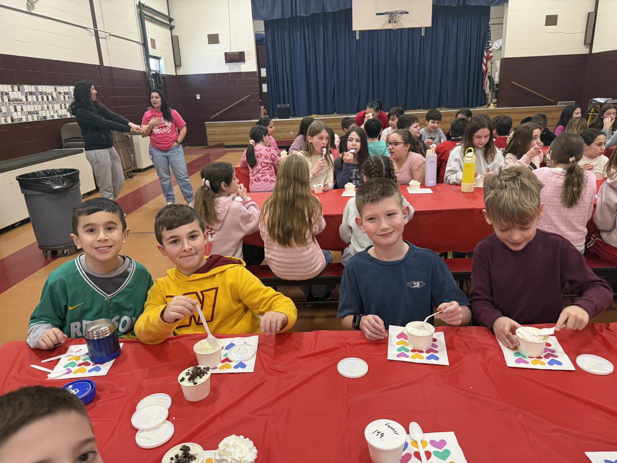 Luther School tweet media