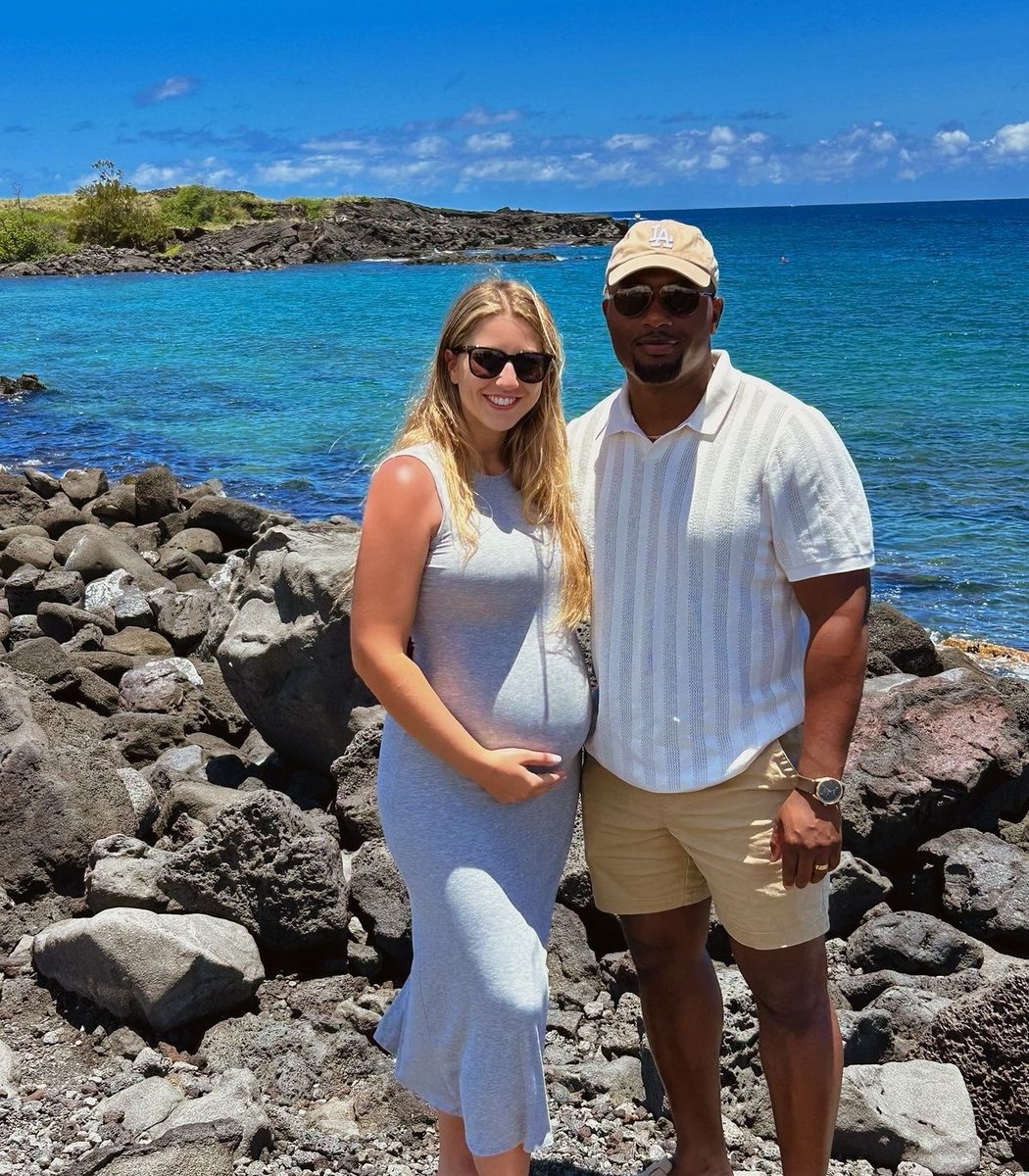 Mixed Family tweet media