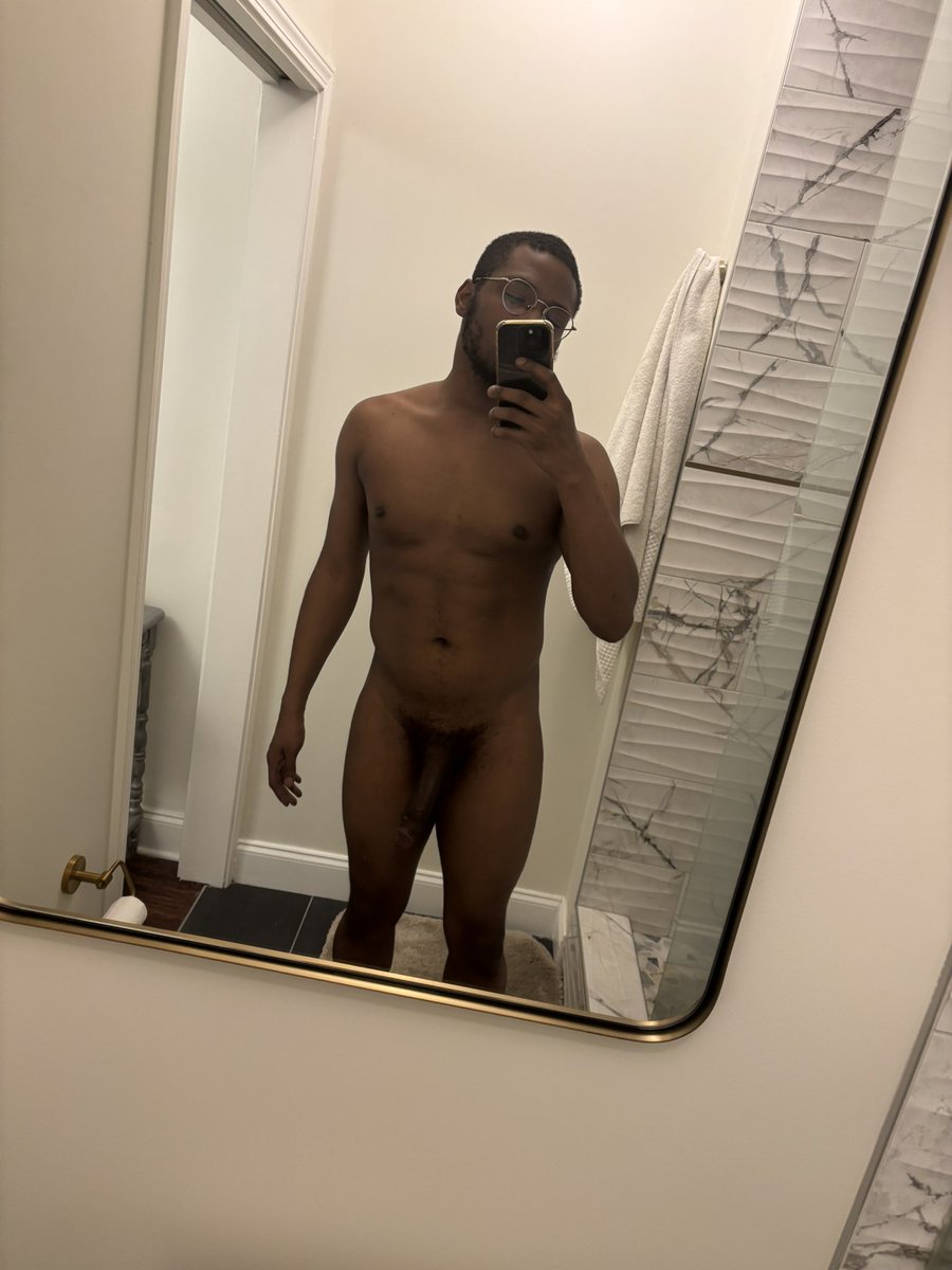 Earth 1027’s Monster of Cookies tweet media