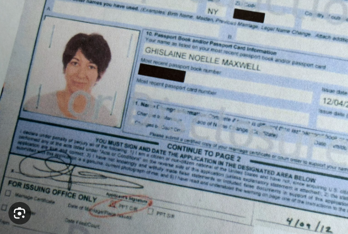 BREAKING 🚨 - Ghislaine Maxwell may have lied on her paperwork for US Citizenship.

She had sworn in October 1995 she had not committed any crimes she wasn't arrested for (including being involved in prostitution.)

Give me a Thumbs Up 👍 if you think she should LOSE IT pronto!!