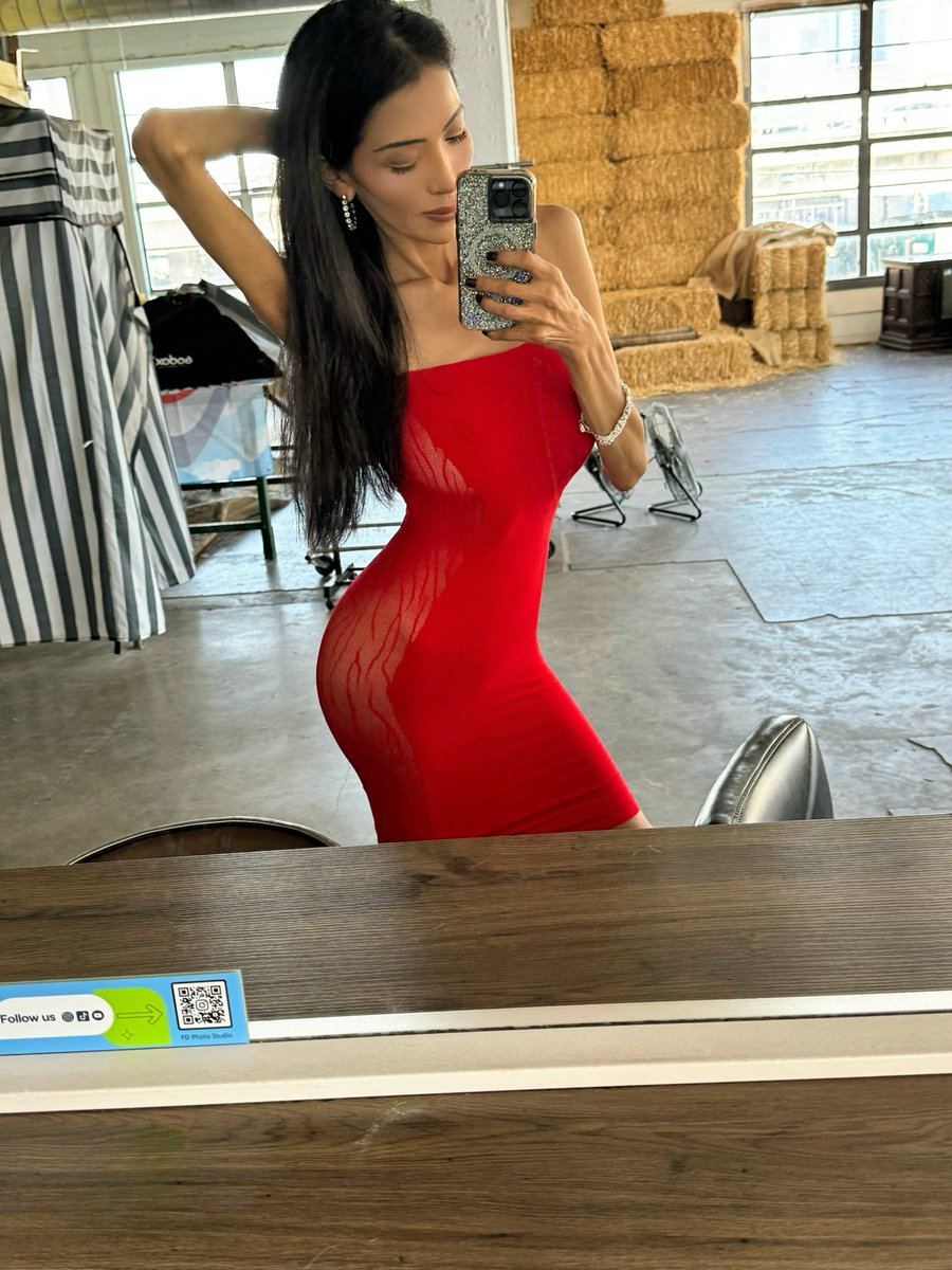 Goddess Jamie Page tweet media