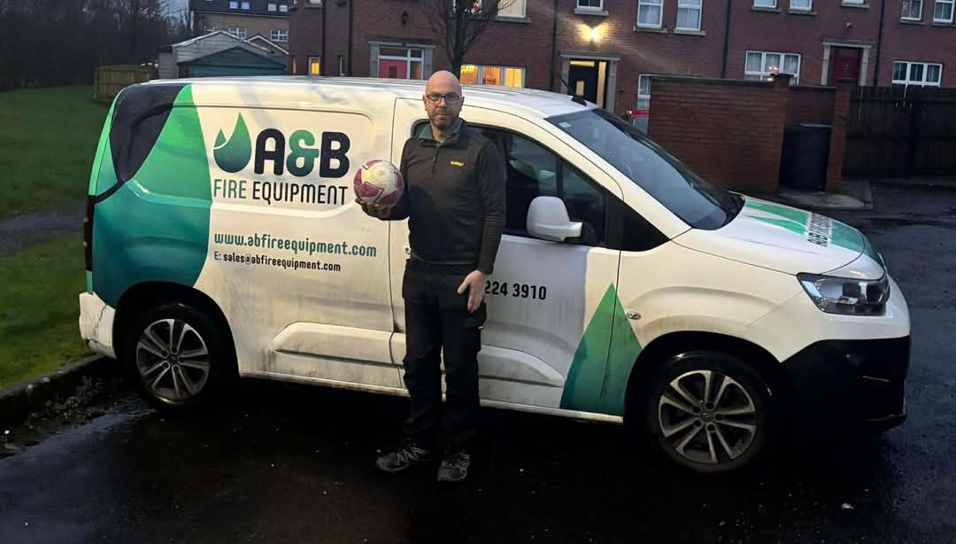 🇳🇬 We’d like to thank Darryl Burns from A&amp;B fire equipment for sponsoring tomorrow’s Mulhern Cup tie between Strathroy Harps and Maguiresbridge🇳🇬

The game will be played at Omagh youthsport, ko. 4pm