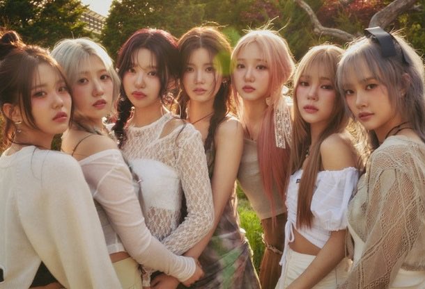 CSR will be making their comeback soon.

They'll perform their new song at their upcoming event in Japan. Members have revealed it sounds similar to 'Euratcha!'