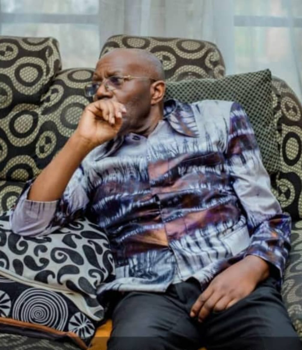 Hommage à Athanase KAHANYA KIMUHA THASI
​L’icône de l’Administration Publique Congolaise s’en va.

​En ces temps de tourmente, alors que la République est terrassée dans sa partie Est, tu as choisi de fermer les yeux pour ne plus voir les souffrances de tes administrés afin de