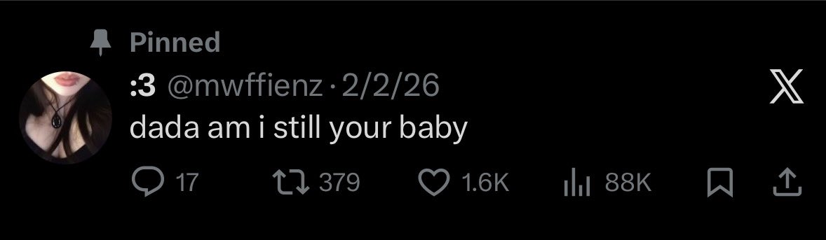 This mf stole my username and tweeting shit like this holy fuck 😭😭😭