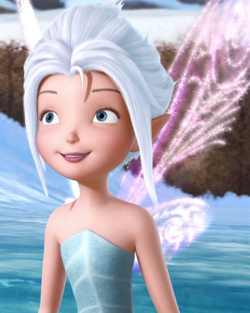 🚨 AGORA É A VEZ DELA! ❄️

Após o sucesso gigantesco de ‘Asas Reluzentes’, a Disney revelou hoje a capa de ‘Wings of Reverie’, novo livro que traz uma história inédita com a Periwinkle e que expande ainda mais o universo Disney Fadas.

O livro traz um romance entre Periwinkle e