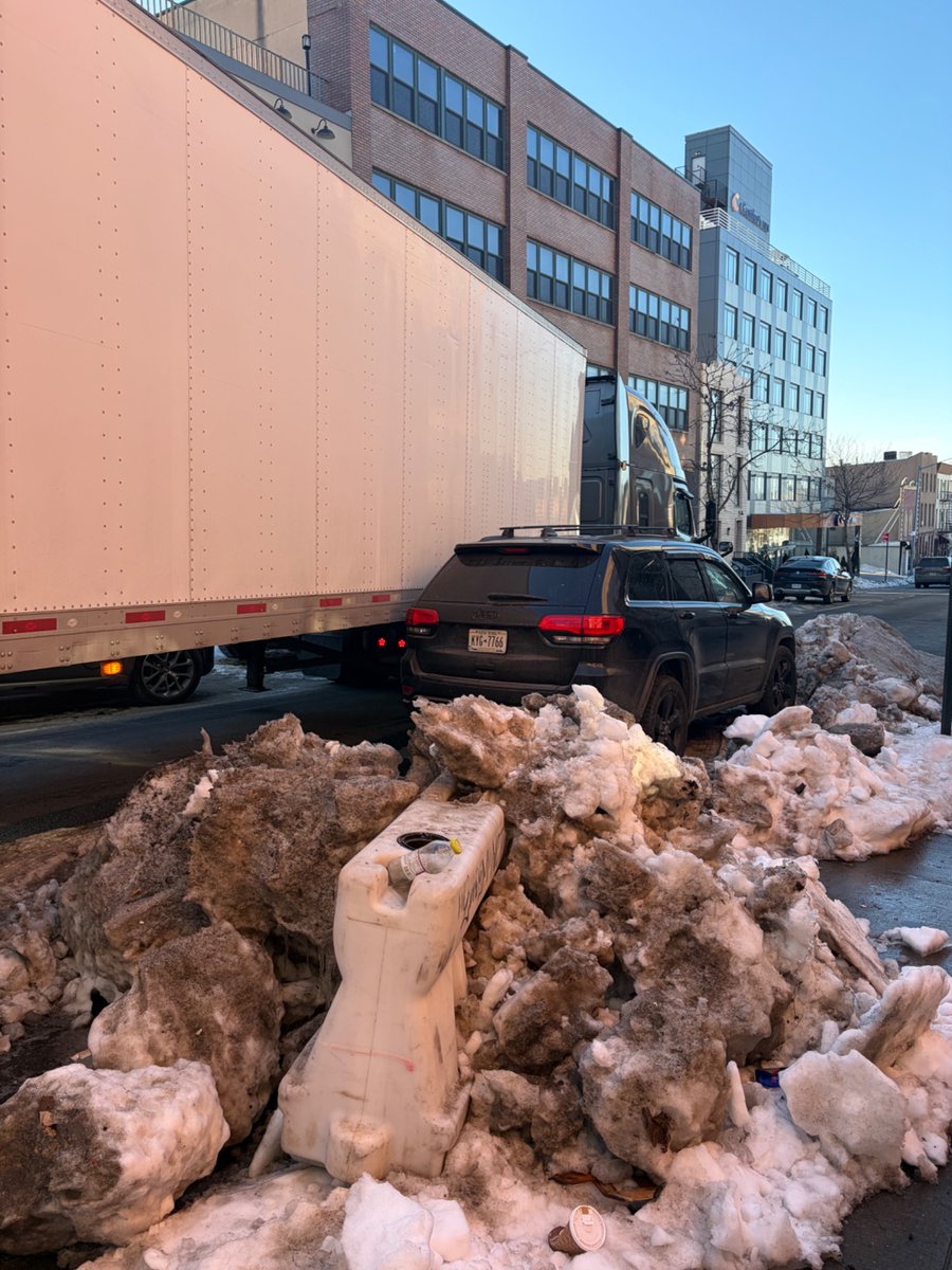 Josh Gold tweet media