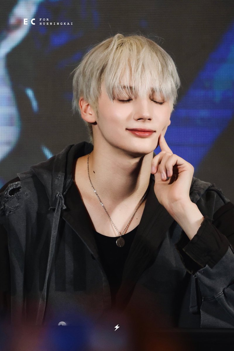 250904

𝑀𝑦 𝑉𝑎𝑙𝑒𝑛𝑡𝑖𝑛𝑒 💘

#휴닝카이 #HUENINGKAI
#ヒュニンカイ #투모로우바이투게더
#TXT #TOMORROW_X_TOGETHER