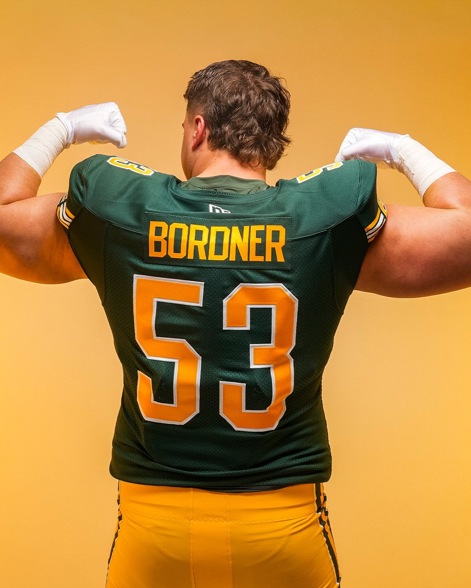 Guarding the Green &amp; Gold 🧱

#GoElks