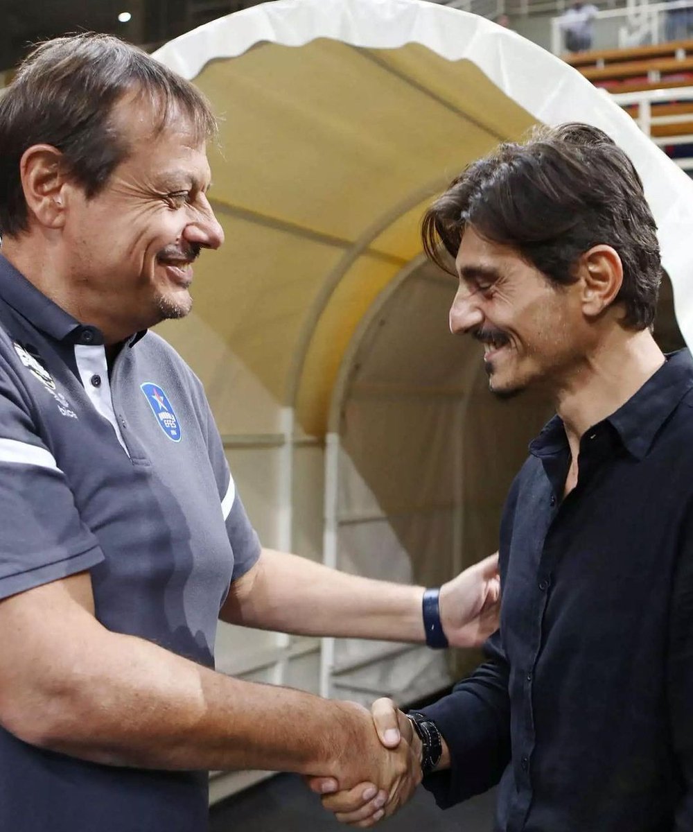 Olum siz iki denyo hiç akıllanmayacak mısınız ya 😂 keser döner sap döner tavuk domalır horoz gömer 😘