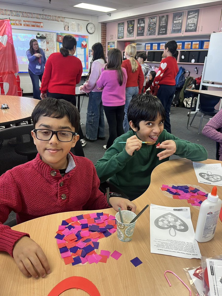 Georgia Panousis tweet media