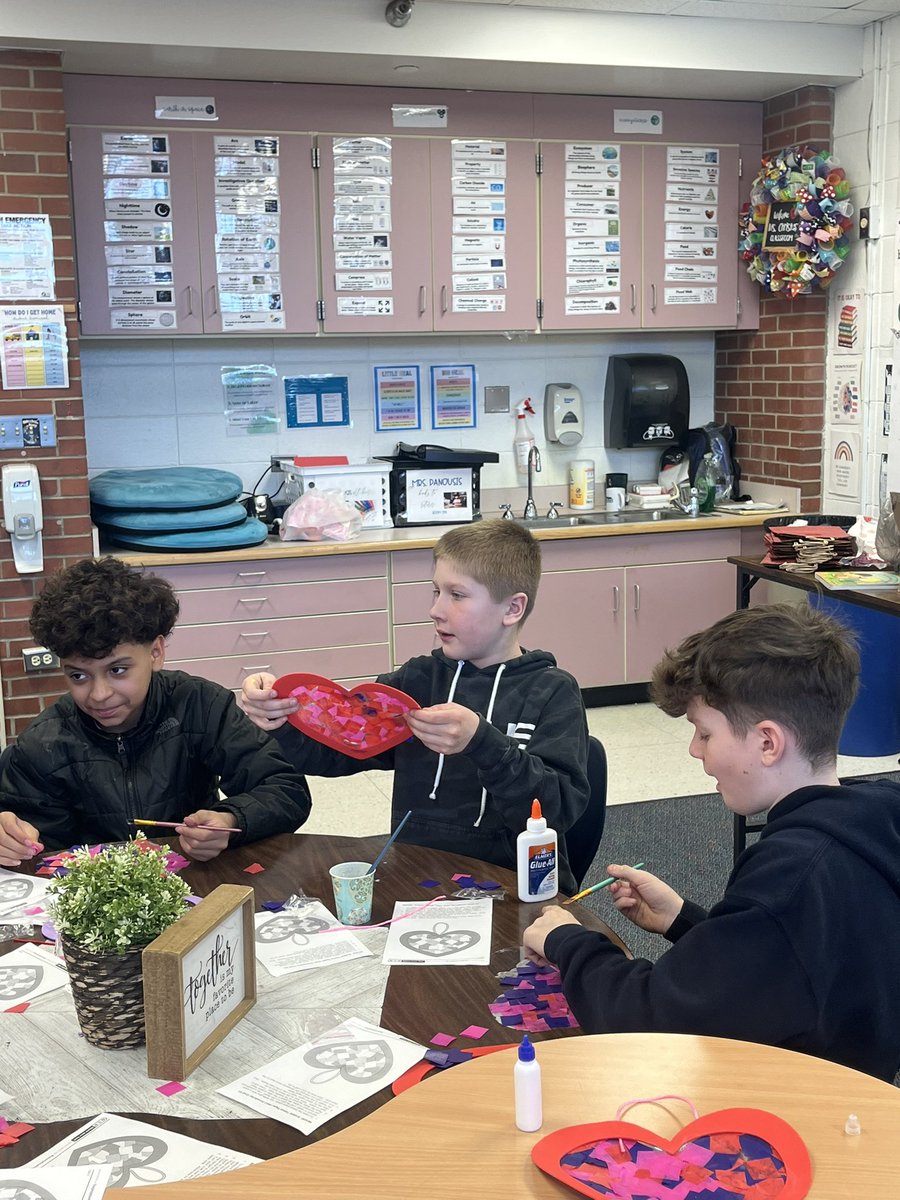 Georgia Panousis tweet media