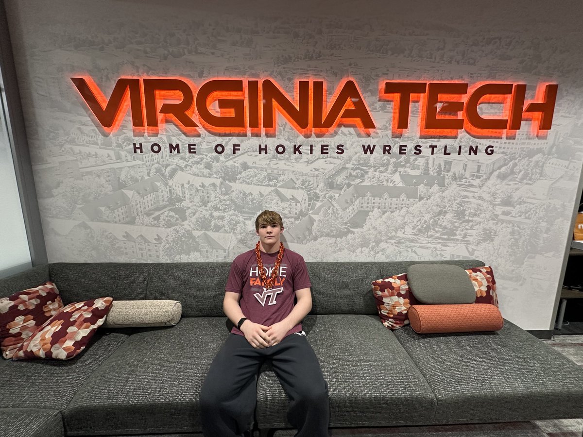 HokiesWrestling's tweet photo. Noah Nininger said that the first 250 fans through Cassell doors at 7pm tonight get a sweet chain! (if you know Noah you probably know he didn't say this, but the first 250 fans do get a chain) 😎

See you soon, #HokieNation 🦃 https://t.co/zQO67dqvwt