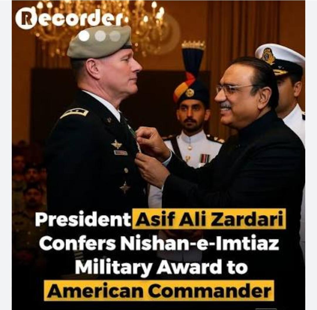 Hena201's tweet image. Thank You, Senator

Please raise further concerns on State Dept supporting #AsimLaw

Stop support of military-led govt who are in violation of intl law.
The people of Pakistan have documented human rights abuse done to Khan &amp;amp; them by this military-led #form47 govt

#FreeImranKhan