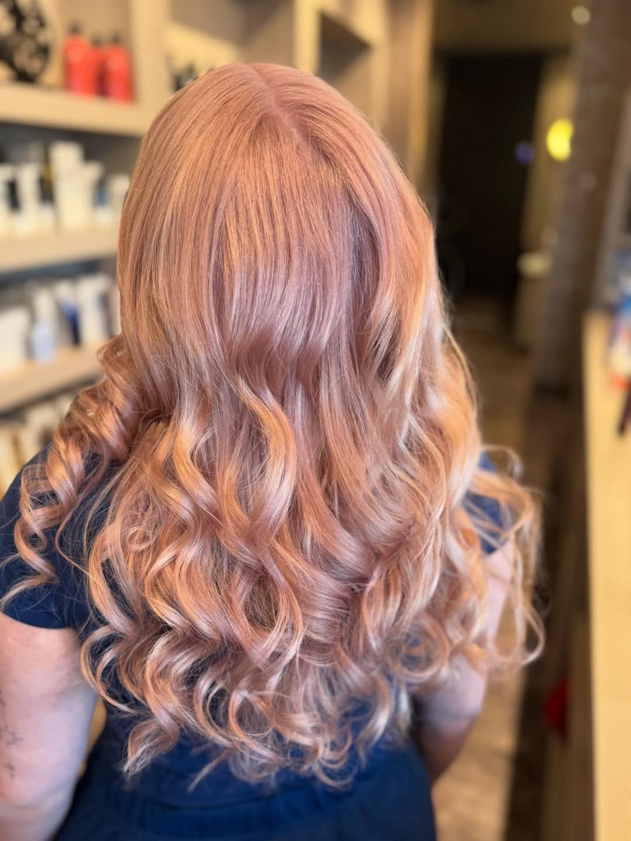 Mitchell's Salon tweet media