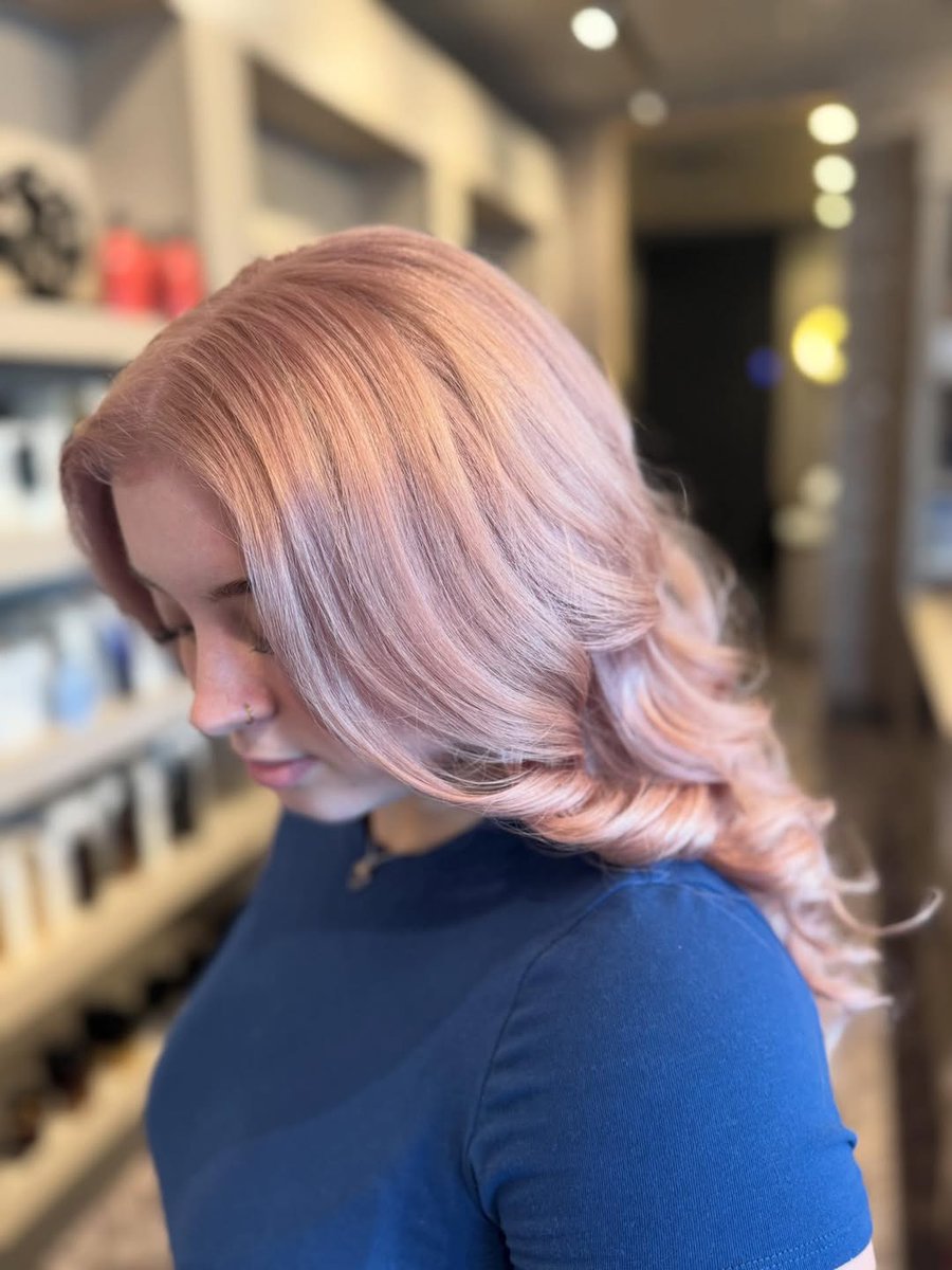 Mitchell's Salon tweet media