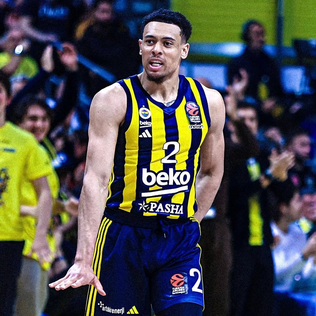 _19Lacivert07_'s tweet photo. Maç sonunda Ergin Ataman övgüleri, panathinaikos güzellemeleri yapmak için bekleyen pensilvanya çocuklarının heveslerini kursağında bırakan ADAM'dır Wade baldwin 💪
Tebrikler #FenerbahceBeko https://t.co/iTdAcpEflT