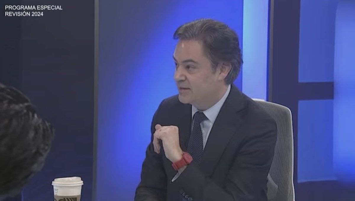 El 27 de febrero de 2024, Aurelio Nuño, exsecretario de Educación Pública, y Marx Arriaga, exdirector de materiales educativos de la SEP, sostuvieron un intenso debate sobre el modelo educativo del gobierno de EPN y el nuevo sistema impulsado por la 4T. youtube.com/watch?v=-igVCl…