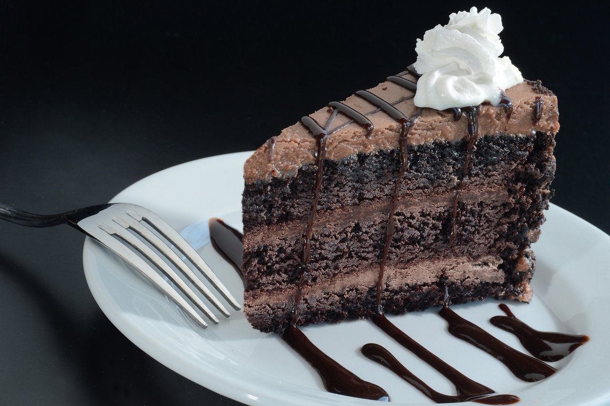 ❤️ It's time to celebrate love! Make your Valentine's Day reservations here: beerwinepizza.com/reservations/ ❤️