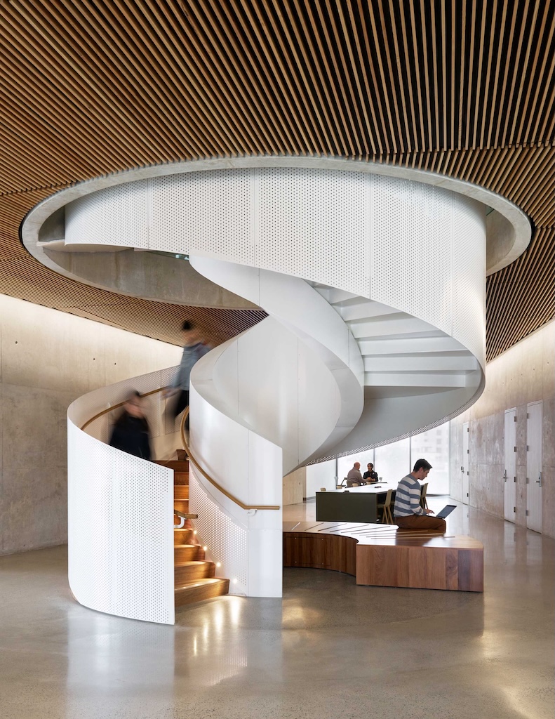 Architizer's tweet photo. Organized around 13 large “collaboratories,” this research building clusters interdisciplinary teams into shared lab environments designed to accelerate cross-field innovation.

📍 San Diego, USA #ArchitizerAwards
Project by: Perkins&amp;Will
Details: https://t.co/8tmWsOjzvp https://t.co/3HlkpjJdg2
