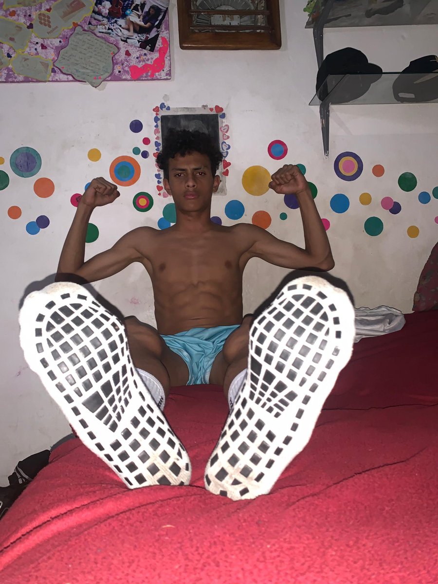 Master_Seiya_1's tweet photo. I'm here  and I've come to finish off your wallets and your minds💵😈🔥 #cashpig #paypig #findom #macro #pig #foot #fetish #foofetish

@morrochacal @diamond__here @rt_feet @FindomAlphaRT @rtfeetsla @DedalusSub @RT_MASTERS_FR @FindomAlphaRT @promocion_pies @MASTERS_PROMOS https://t.co/DXR7KzFRU5