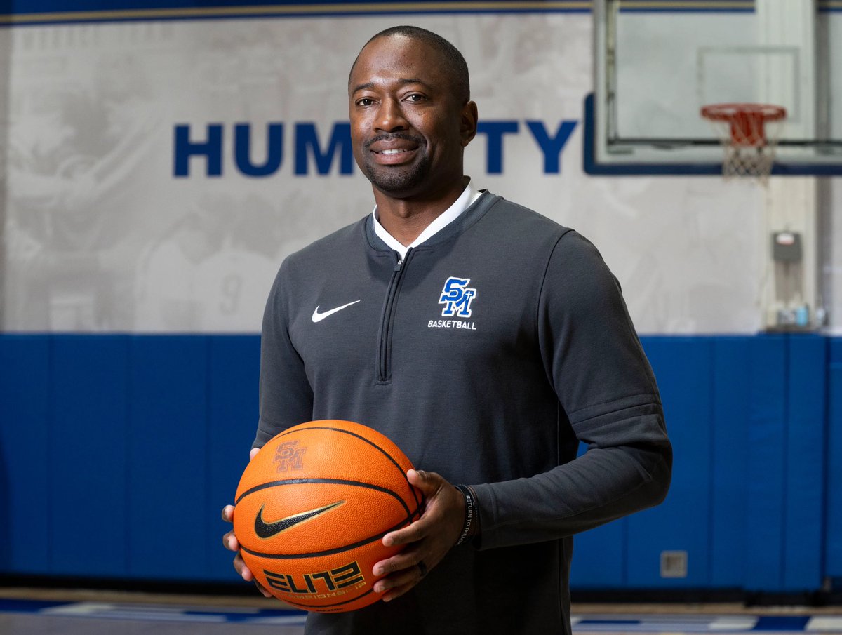 #CatholicSportsView as Bob shares #breakingnews regarding #football programs in the #TrinityLeague! Also hear from boys’ <a href="/SMCHSBasketball/">SMCHS_Basketball</a> coach, Justin Bell, whose team has the #2 seed in the #CIF playoffs. 

buzzsprout.com/2070526/episod…
#basketball