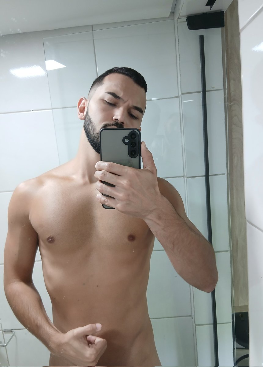jaogabrieIL's tweet photo. Oiê https://t.co/PrgDdT9hLs