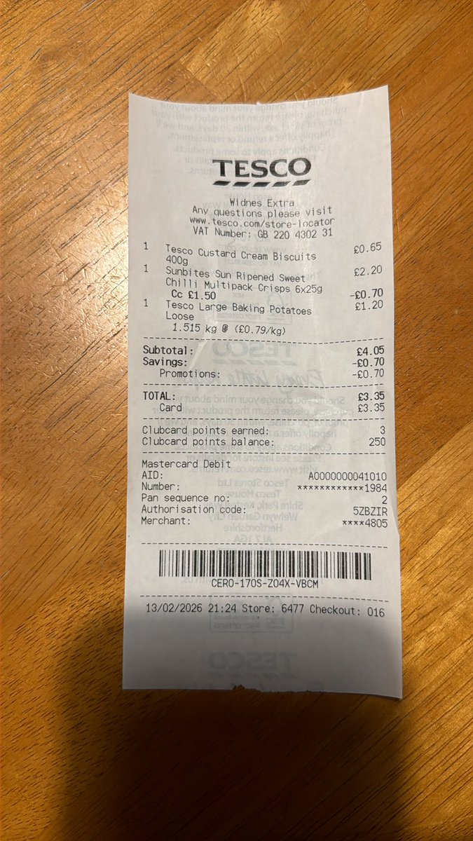 53degreesN's tweet photo. @Tesco Second time in as many weeks, Tesco Widnes have over-weighed my loose fresh produce at the checkout. Today you have charged me for 1.51kg of baking potatoes when actual weight is only 1.18kg. Last time you over-weighed my carrots by 110% and sweet potatoes by 50%. https://t.co/mdkbVnAvuz