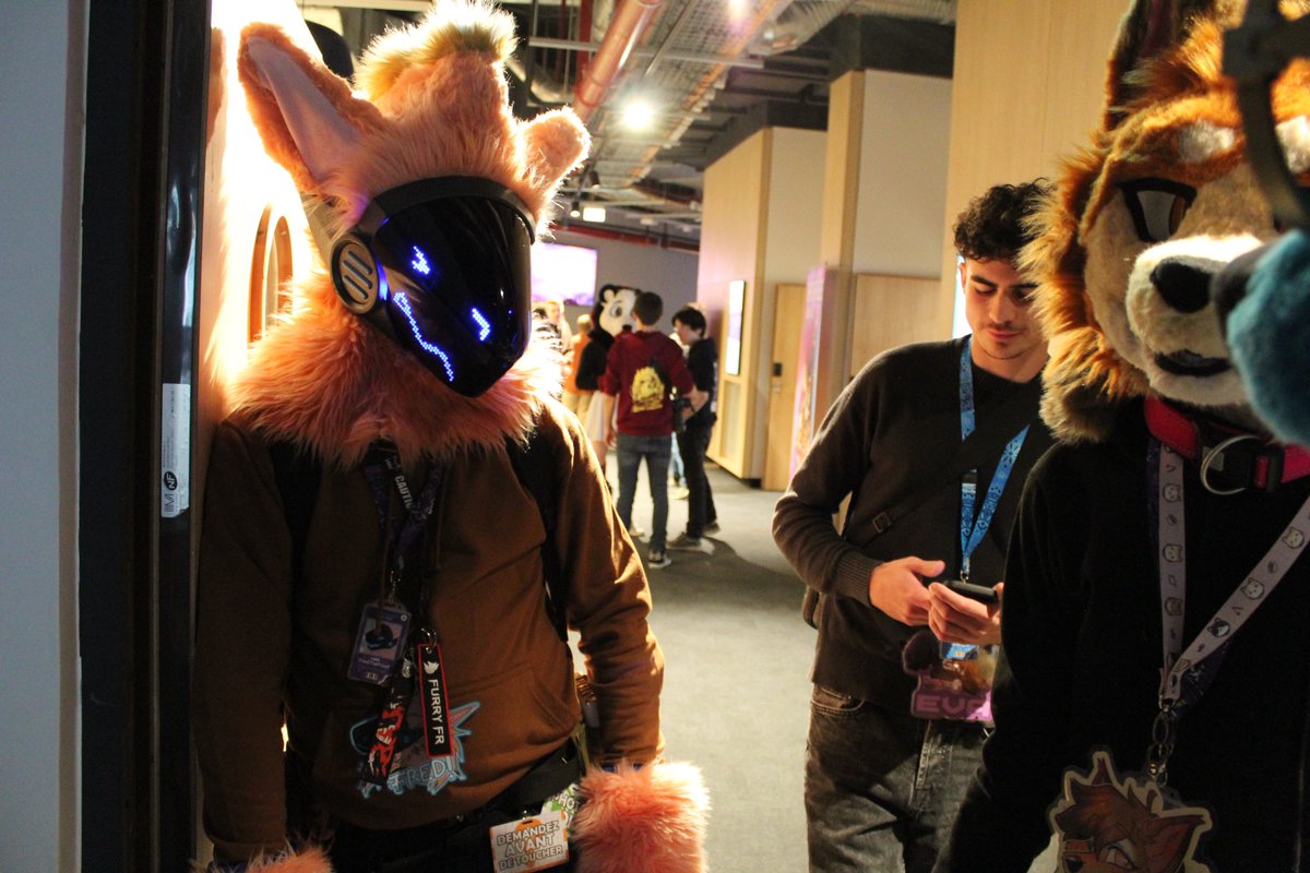 FredTheProtogen ! tweet media