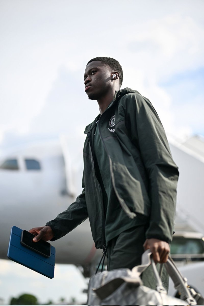 Blue_Footy's tweet photo. 🗣️ Alan Shearer: "Mamadou Sarr has done well. Everything he has been asked to do, he has done it well." https://t.co/MWTR49wYfm