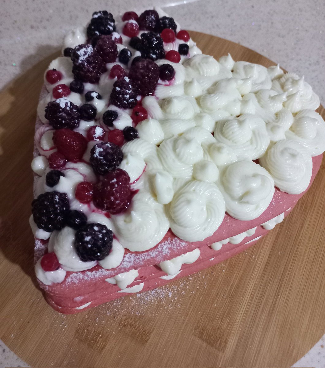 helingncc's tweet photo. Kalpli bir gün🤍🧁✨ https://t.co/rOfSgxalVg