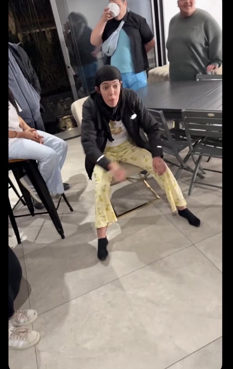 les premiers épisodes de GOT quand faut retenir tt les noms azii j’sui déjà perdu