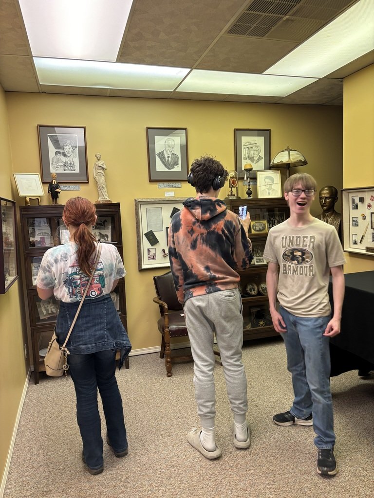 Oxford USD 358 tweet media