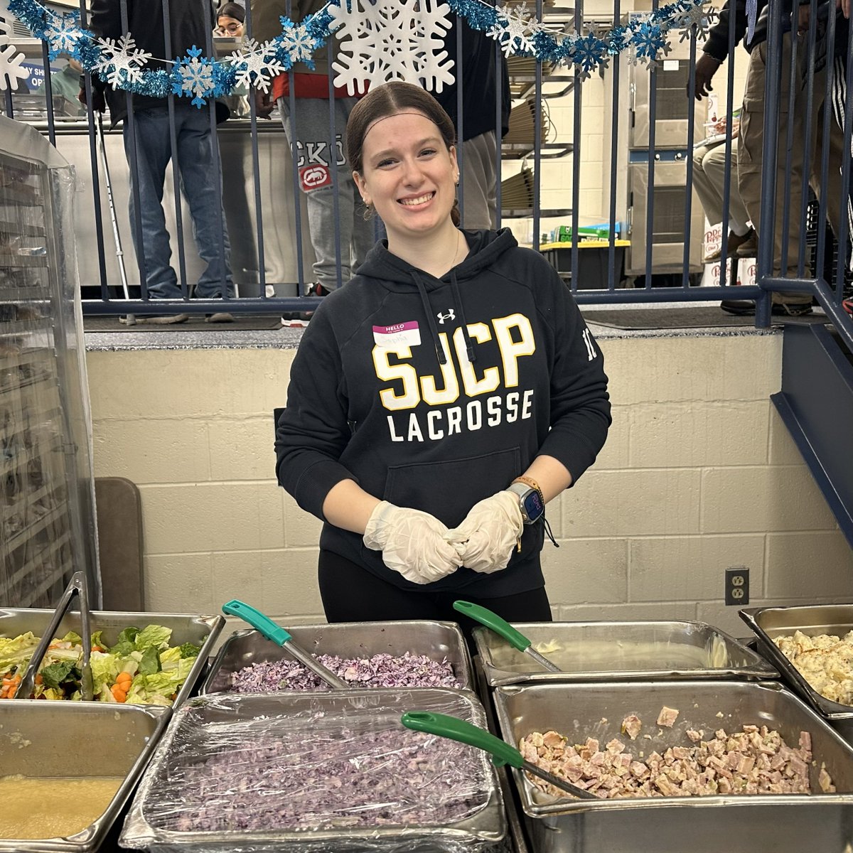 FRM_mission's tweet image. #FindOutFriday - Did you know? Our Mission serves over 8,000 hot meals every month! 🍽️❤️ Open 365 days a year—rain or shine, holiday or weekday—our dining hall is always ready to welcome those in need. Join us in spreading warmth and love!

#FactFriday #FactsFriday #Hunger