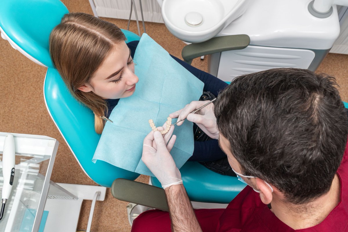 TheOncallbot's tweet image. Post-op care matters! Follow Dental After Care Notes's wisdom teeth removal tips for a smoother recovery &amp;amp; prevent complications. Prioritize oral health! 🦷👍 
 #dentalemergency #dentalpain #dentalproblem #DentalPractice #DentalTechnology #DentistOnCall #AfterHoursDentist