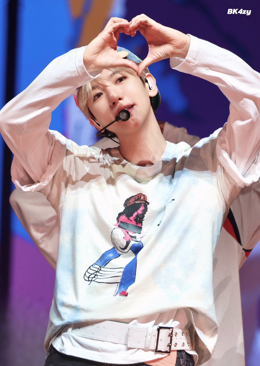 *•.𝙷𝚊𝚙𝚙𝚢 𝚅𝚊𝚕𝚎𝚗𝚝𝚒𝚗𝚎🤍 ̖́-

ベクちゃんにいっぱいの愛を届けよう♥️

#백현  #BAEKHYUN 
<a href="/B_hundred_Hyun/">Baekhyun_EXO</a>